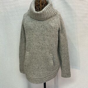 Cynthia Rowley cowl neck gray with black specks wool sweater. Size Large. EUC.